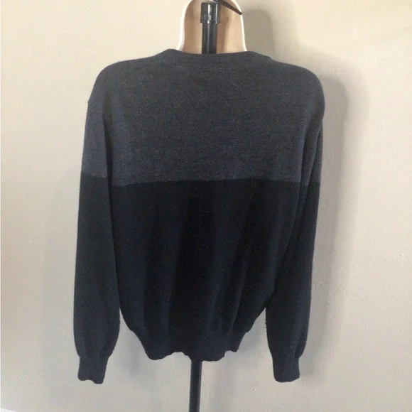 Men's Black and Gray Sweater Calvin Klein merino wool size large - Picture 3 of 5
